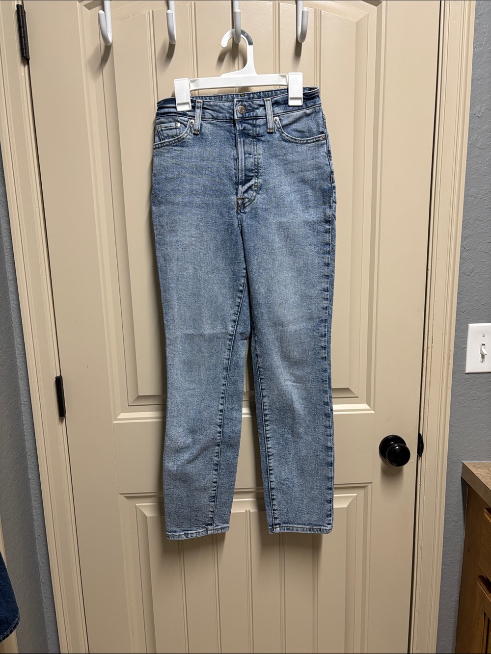 H & M Women’s Ultra High Waist Mom Jeans